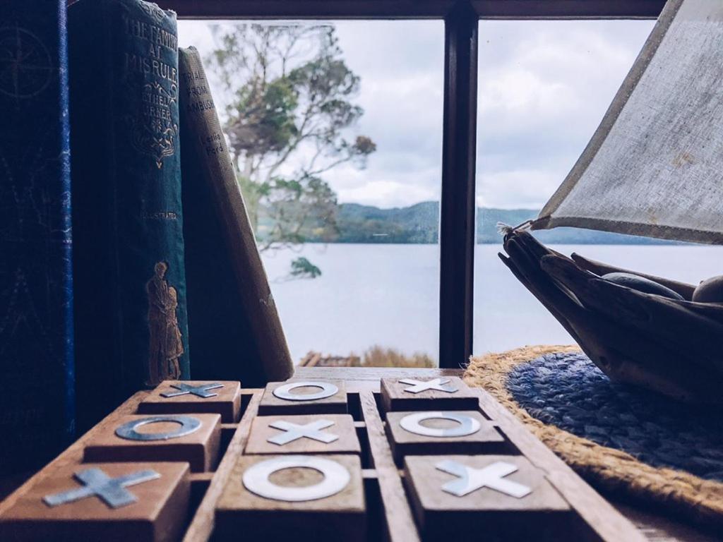 Salt Box Hideaway Apartamento Strahan Exterior foto