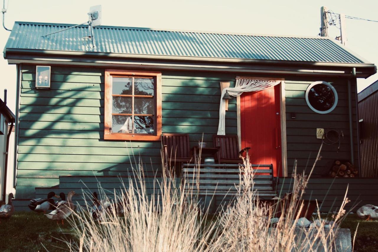Salt Box Hideaway Apartamento Strahan Exterior foto